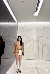 YVES SAINT LAURENT 입생로랑 자캣 5040515