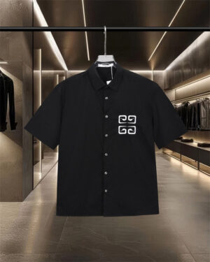 GIVENCHY 지방시 반팔셔츠 5071647