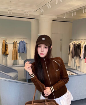 MIUMIU 미우미우 자캣 5070002