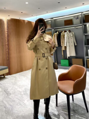 BURBERRY 버버리 코트 5070696
