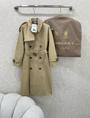 BURBERRY 버버리 코트 5070696