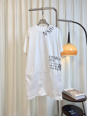 MAISON MARGIELA 메종 마르지엘라 원피스 5070030