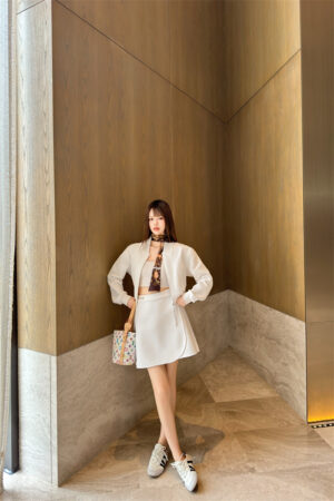 LOUIS VUITTON 루이비통 치마 5071980
