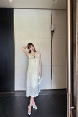 LOUIS VUITTON 루이비통 원피스 5070200