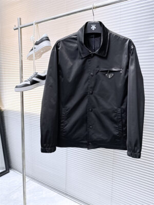 PRADA 프라다 자캣 5071637