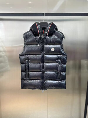 MONCLER 몽클레어 조끼 509A3038