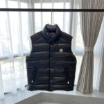 MONCLER 몽클레어 조끼 509A3041