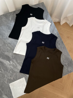 MiuMiu 미우미우 나시 5100254