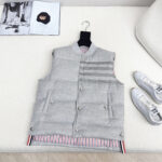 ThomBrowne 톰브라운 조끼 51022045