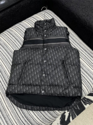 ChristianDior 크리스찬 디올 조끼 51029009