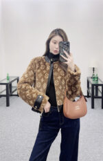 LOUIS VUITTON 루이비통 자캣 251114098