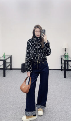 LOUIS VUITTON 루이비통 자캣 251114099