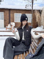 MONCLER 몽클레어 조끼 51205015