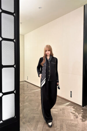 LOUIS VUITTON 루이비통 투피스 60121013