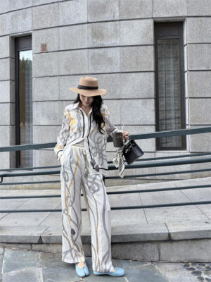 HERMES 에르메스 투피스 60323001