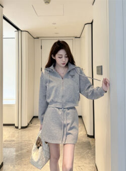 PRADA 프라다 투피스 60318081