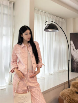 FENDI 펜디 자캣 60316306