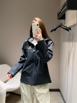 CHANEL 샤넬 자캣 60308084