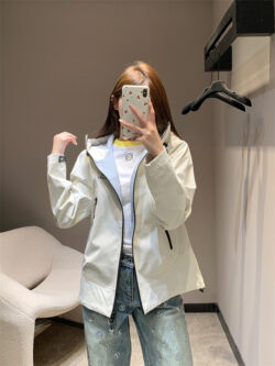 CHANEL 샤넬 자캣 60308085