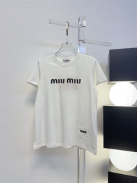 MIUMIU 미우미우 반팔T 60422020