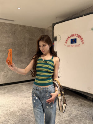 MIUMIU 미우미우 나시 60410041