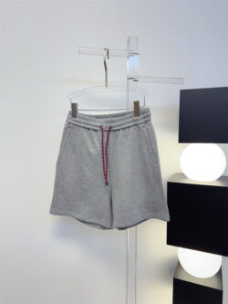 MIUMIU 미우미우 반바지 60422061