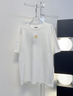 FENDI 펜디 반팔T 60422070