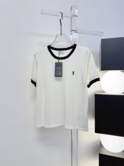 YVES SAINT LAURENT 입생로랑 반팔T 60424078