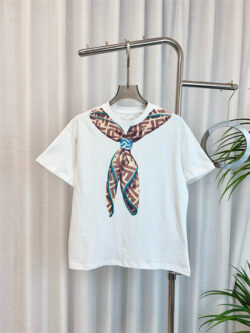 FENDI 펜디 반팔T 60406085