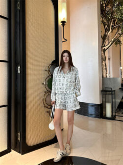 CHRISTIAN DIOR 크리스찬 디올 투피스 60417095