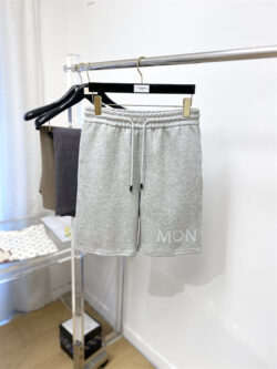 MONCLER 몽클레어 반바지 60525067