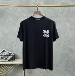 LOUIS VUITTON 루이비통 반팔T 60527081