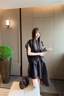 LOUIS VUITTON 루이비통 치마 60522096
