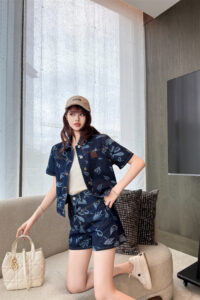 LOUIS VUITTON 루이비통 반팔자캣 60615015