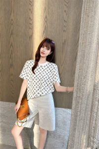 LOUIS VUITTON 루이비통 반팔T 60617047