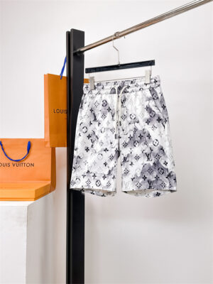LOUIS VUITTON 루이비통 반바지 60619067