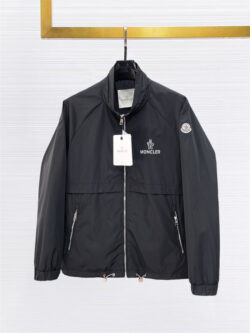 MONCLER 몽클레어 자캣 60619075