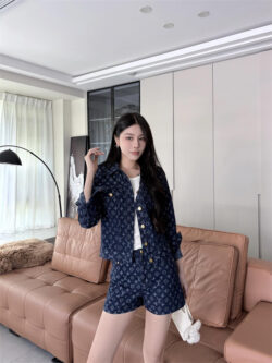 LOUIS VUITTON 루이비통 자캣 60617085