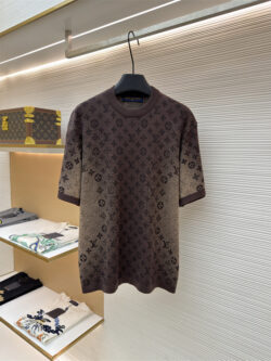 LOUIS VUITTON 루이비통 반팔T 60626088