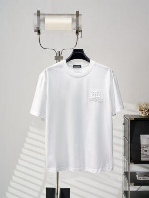 BALENCIAGA 발렌시아가 반팔T 60724099