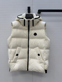 MONCLER 몽클레어 패딩조끼 60831078