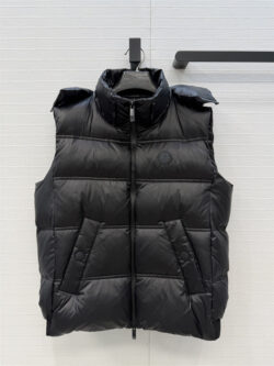 MONCLER 몽클레어 패딩조끼 60831079