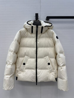 MONCLER 몽클레어 패딩 60831081