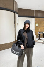 LOEWE 로에베 자캣 60805088