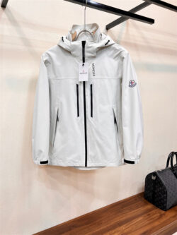 MONCLER 몽클레어 자캣 60828089