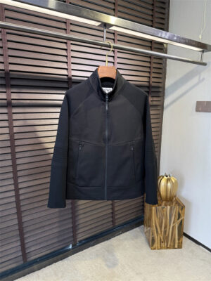 LOEWE 로에베 자캣 60918026
