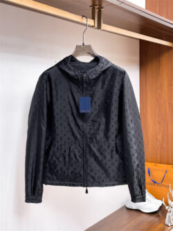 LOUIS VUITTON 루이비통 자캣 60904063