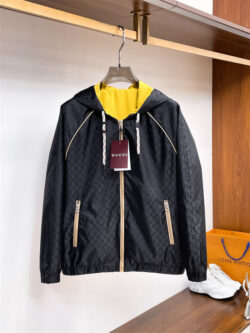 GUCCI 구찌 자캣 60904066