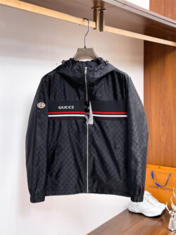 GUCCI 구찌 자캣 60904073