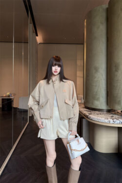 LOUIS VUITTON 루이비통 자캣 60914094